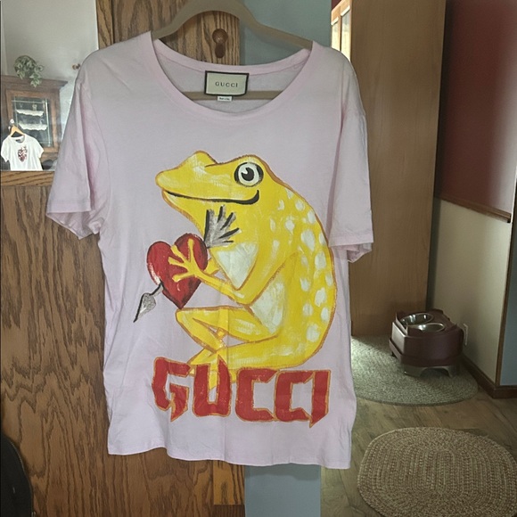 NWOT Gucci Logo Pink T-Shirt - Picture 1 of 7